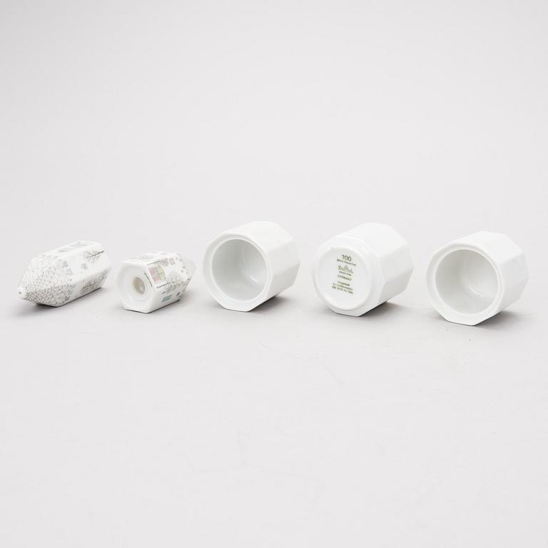 A 53 piece "Winterreise" & "Polygon"  dinner/coffee set by Rut Bryk and Tapio Wirkkala for Rosenthal. Late 20th century.