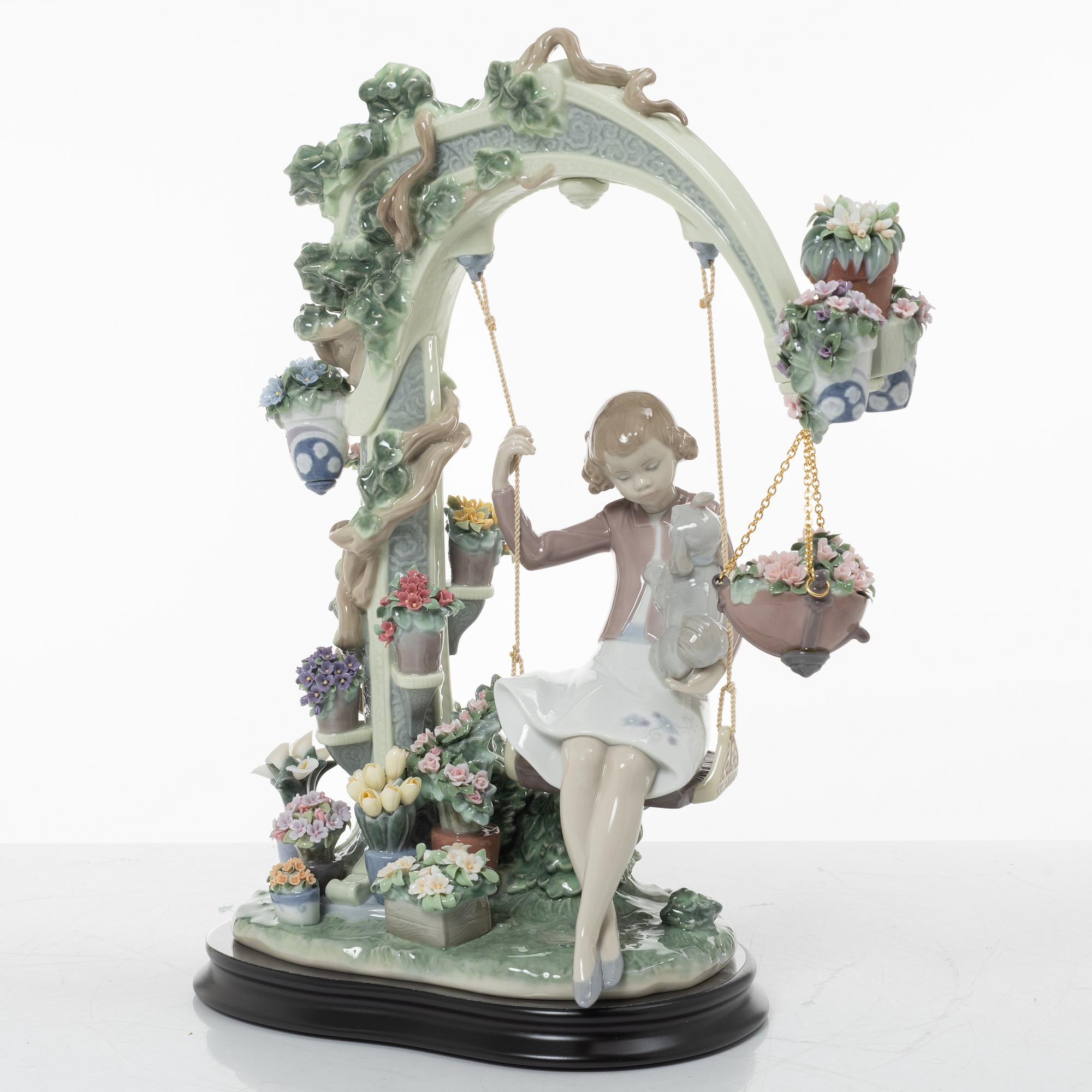 Juan Carlos Ferri Herrero, figurin, "Swing into spring", Lladró, Spanien, 2007 - 2011.