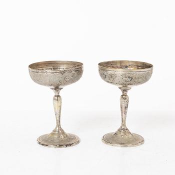 Cocktailglas, 6 st, samt bricka, silver, Iran, 1900-tal.