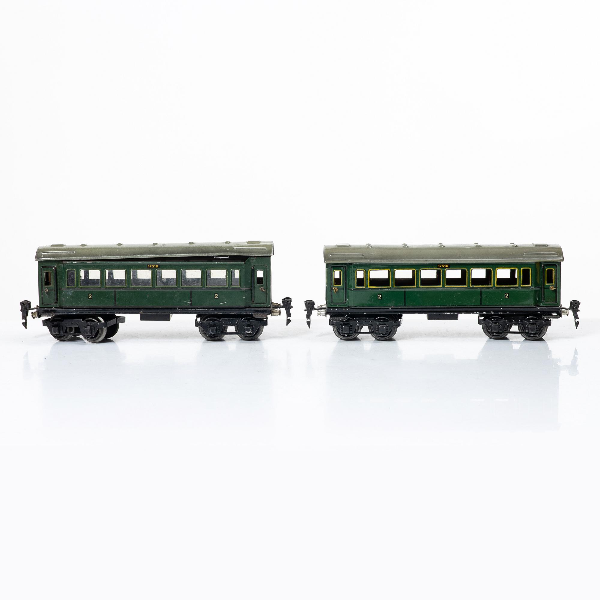 Märklin, Locomotives, carriages and accessories, first half of the 20th century.