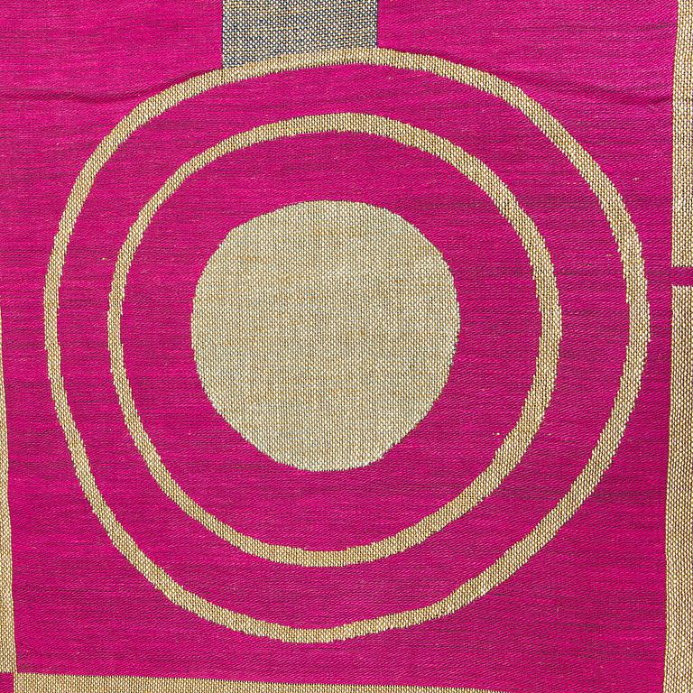 Dora Jung, bildvävnad, signerad, circa 213 x 114 cm.