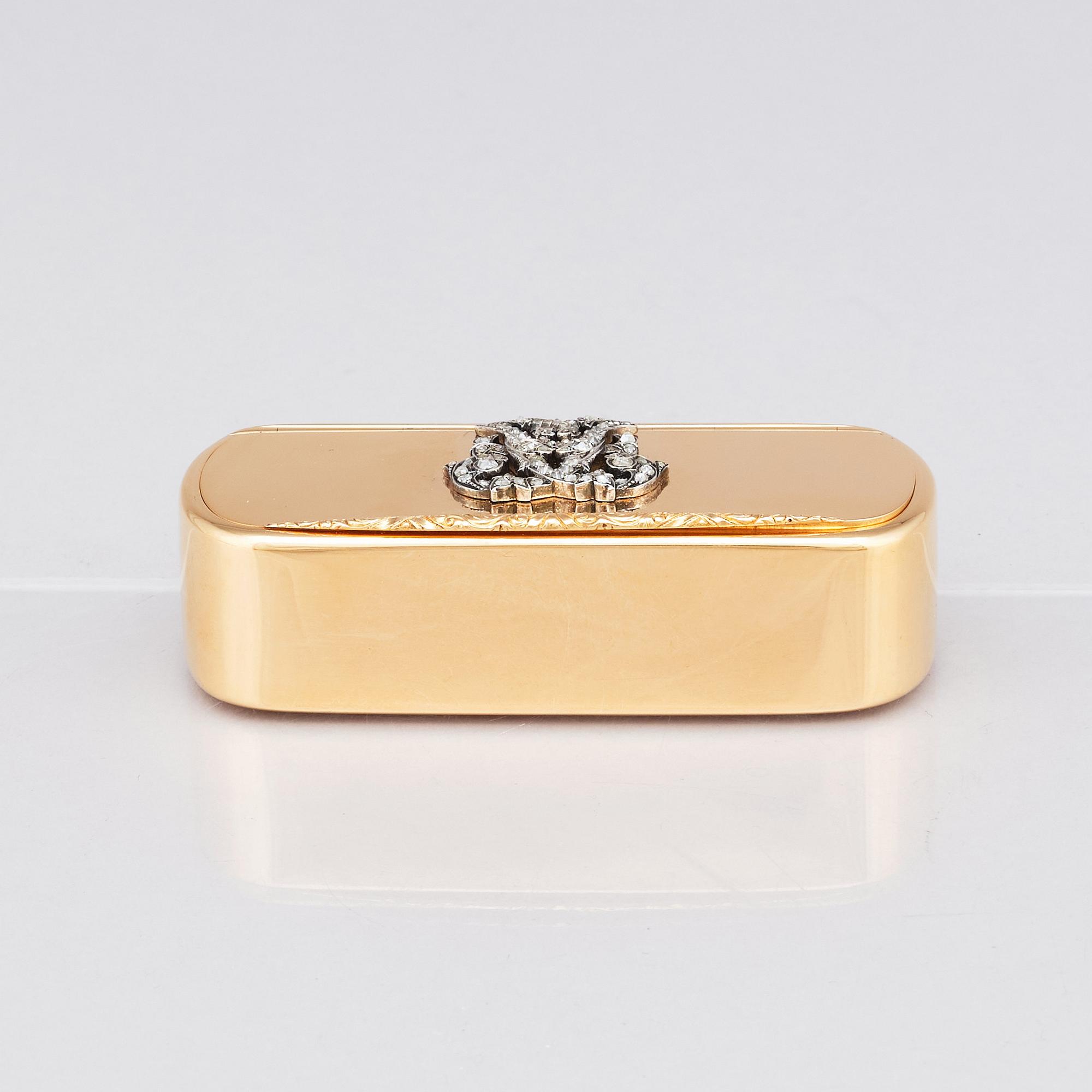 Gustaf Möllenborg, dosa, 18 K guld, rosenslipade diamanter, Stockholm 1877.