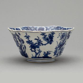 SKÅL, porslin, Qing dynastin, Kangxi (1662-1722).