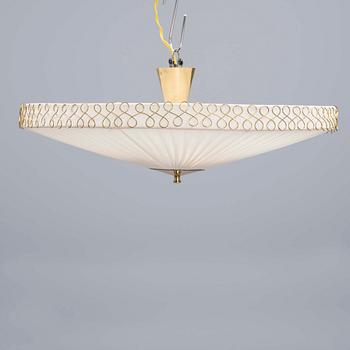 TAKLAMPA, Itsu, 1900-talets mitt. Höjd ca 25 cm.