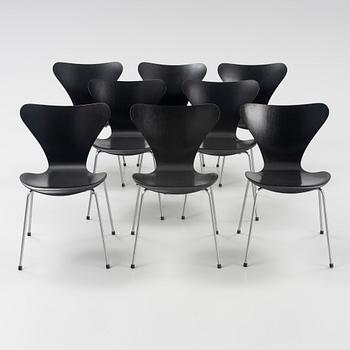 Arne Jacobsen, stolar, 8 st, "Sjuan", Fritz Hansen, Danmark, 1968.