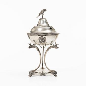 A silver sugar bowl, Dufva A G, Stockholm 1920.