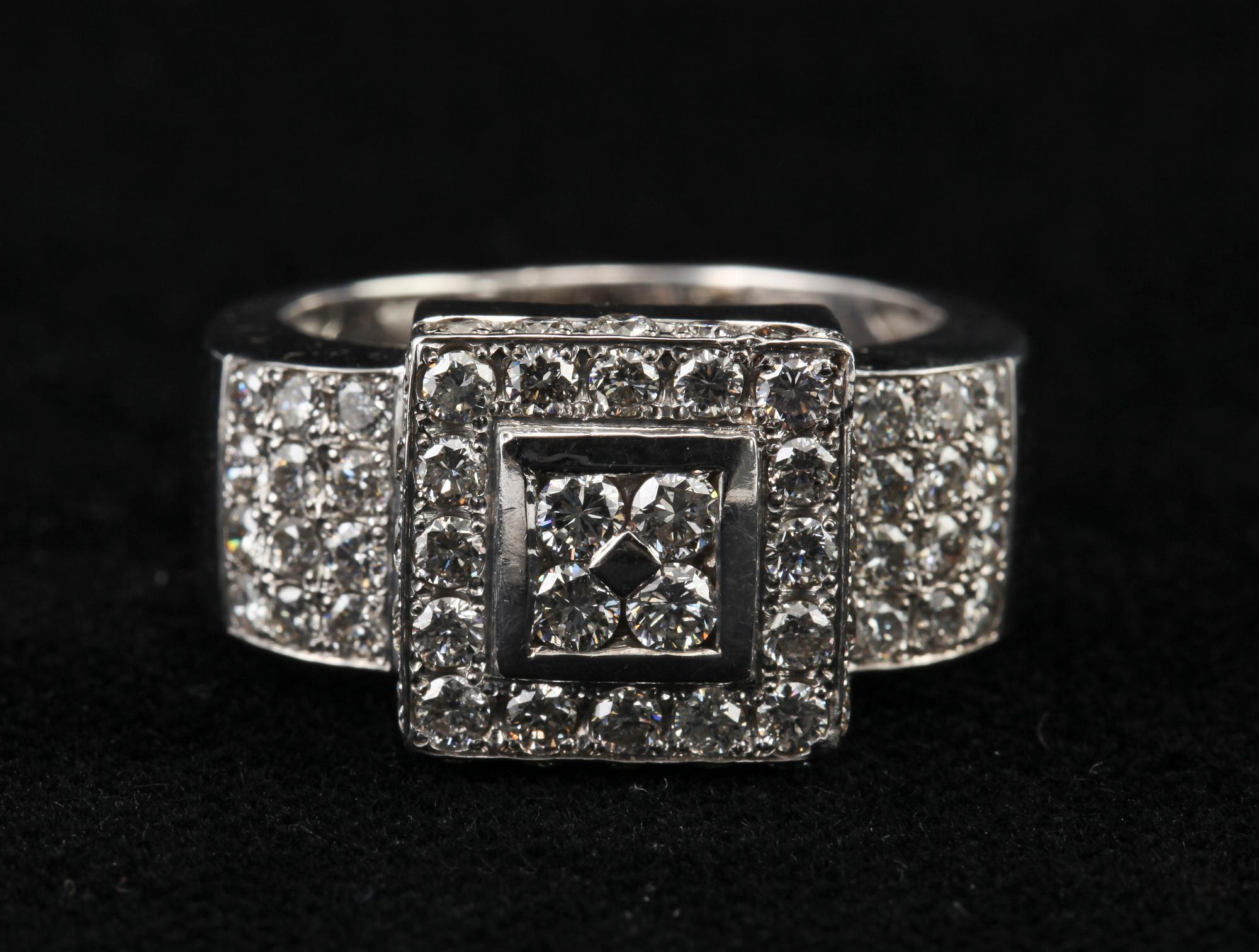 RING, briljantslipade diamanter, 2.0 ct ca F-G (Top Wesselton)/VS.
