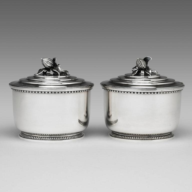 Atelier Borgila, a pair of sterling bonbonniéres, Stockholm 1945.