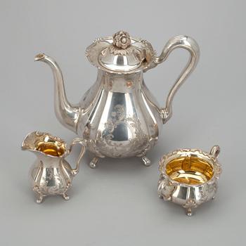 KAFFESERVIS, 3 delar, silver, Auran Kultaseppä, Åbo 1965. Vikt tot. 1092 g.