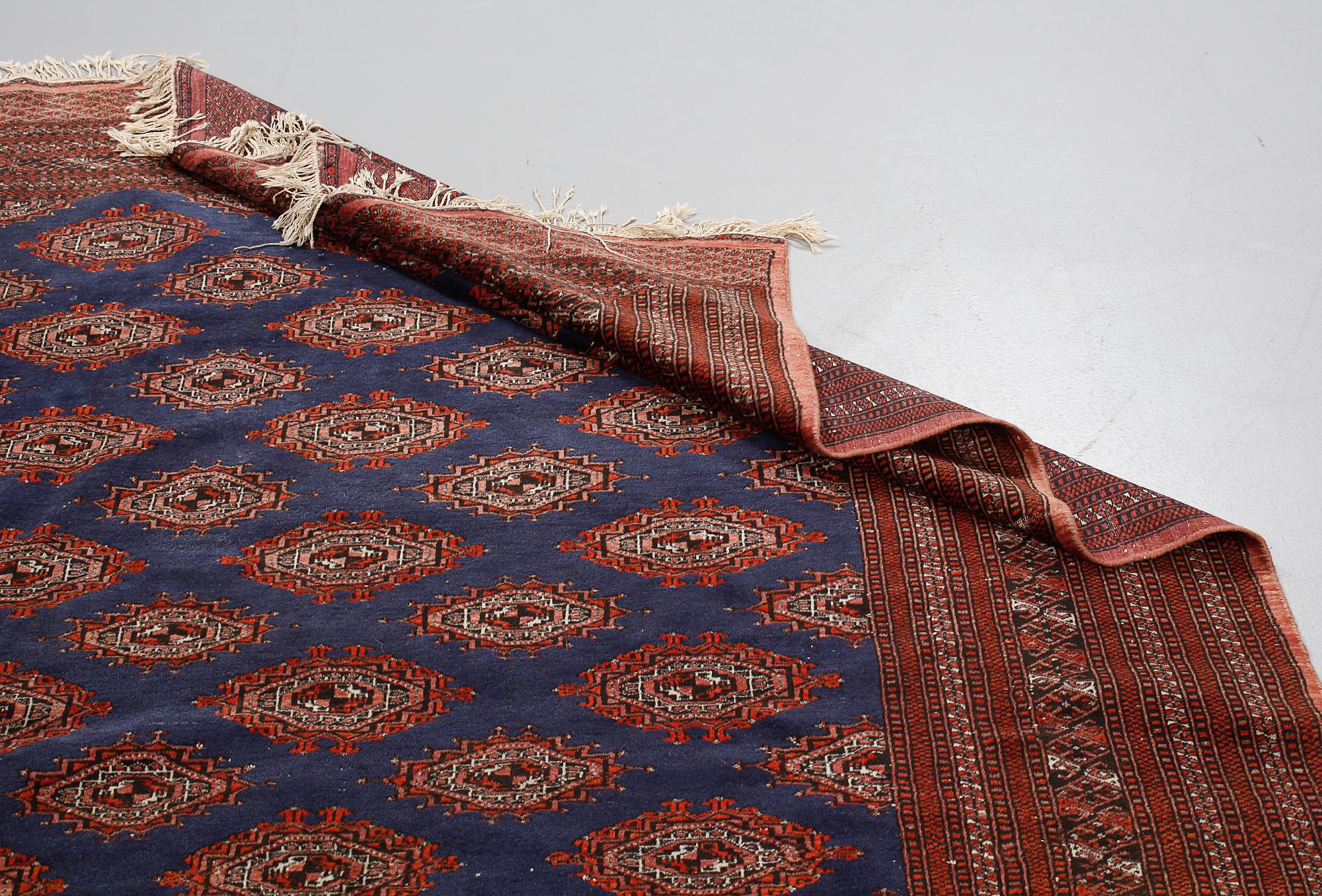 MATTA, Pakistan, old, 275x185 cm.