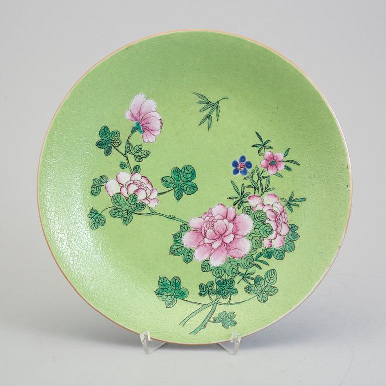 SKÅLFAT, porslin. Qingdynastin.