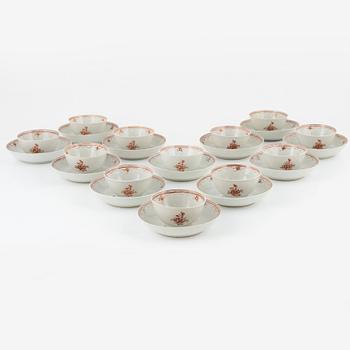 Koppar med fat, 12 st, porslin, Kina, Jiaqing (1796-1820).