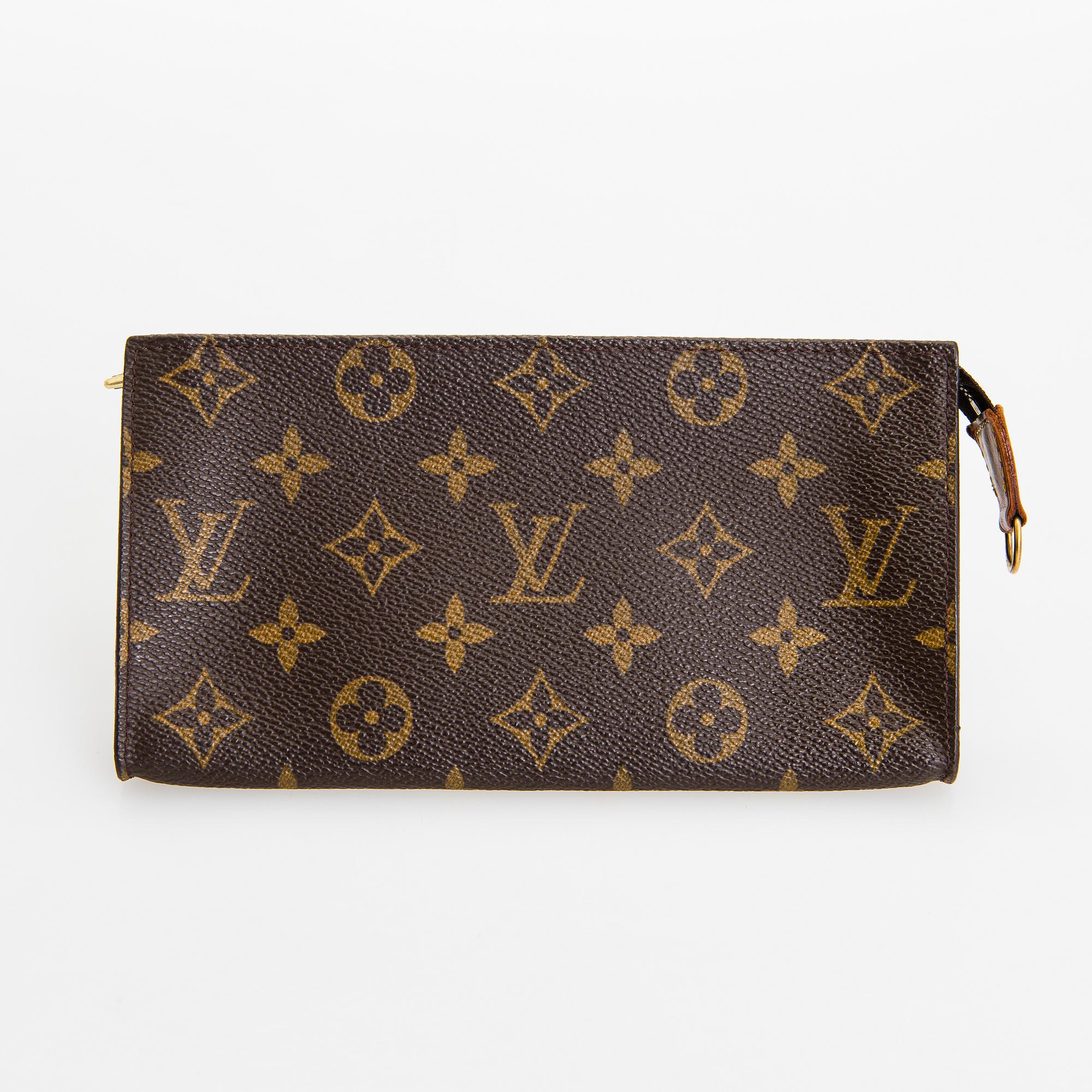 Louis Vuitton, A Monogram 'Bucket' Bag with pochette.