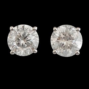 ÖRHÄNGEN, 1 par, 14 k vitguld, briljantslipade diamanter tot ca 0.75 ct.
