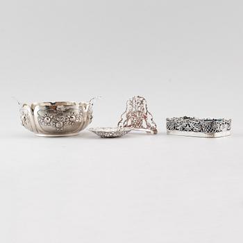 SILVERFÖREMÅL, 5 delar, 1900-tal. Vikt ca 396 gram.