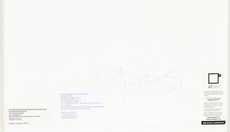 Henrik Bonnevier, fotografi signerad och numrerad 2/3 a tergo.