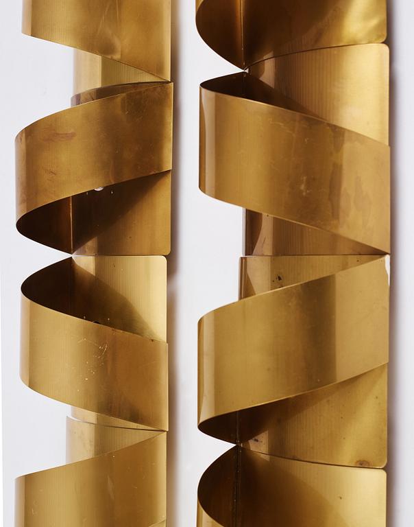 Peter Celsing, a set of 10 brass wall lamps, model "Band", Falkenbergs Belysning, Sweden 1960s.