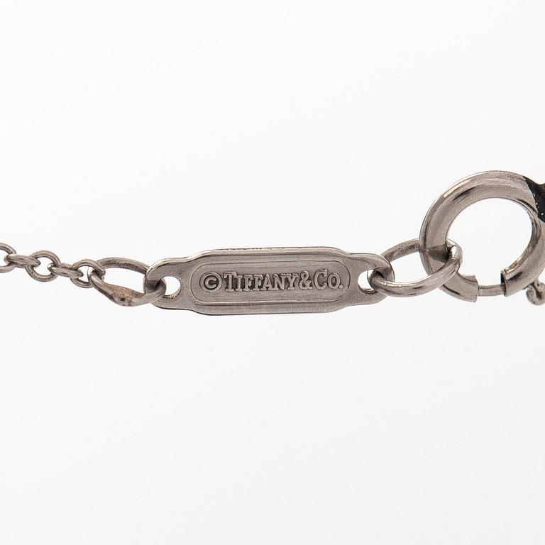 Tiffany & Co, halsband,  platina, med hänge i form av hjärta och diamanter.