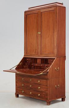 A late Gustavian 18th century writing cabinet by J. C. Linning, master 1779.