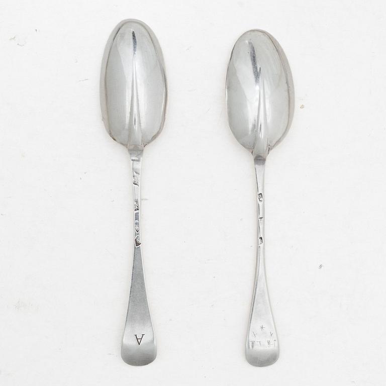 Two silver rat-tail spoons, one with mark of Edward Bennett I, London, circa 1730.