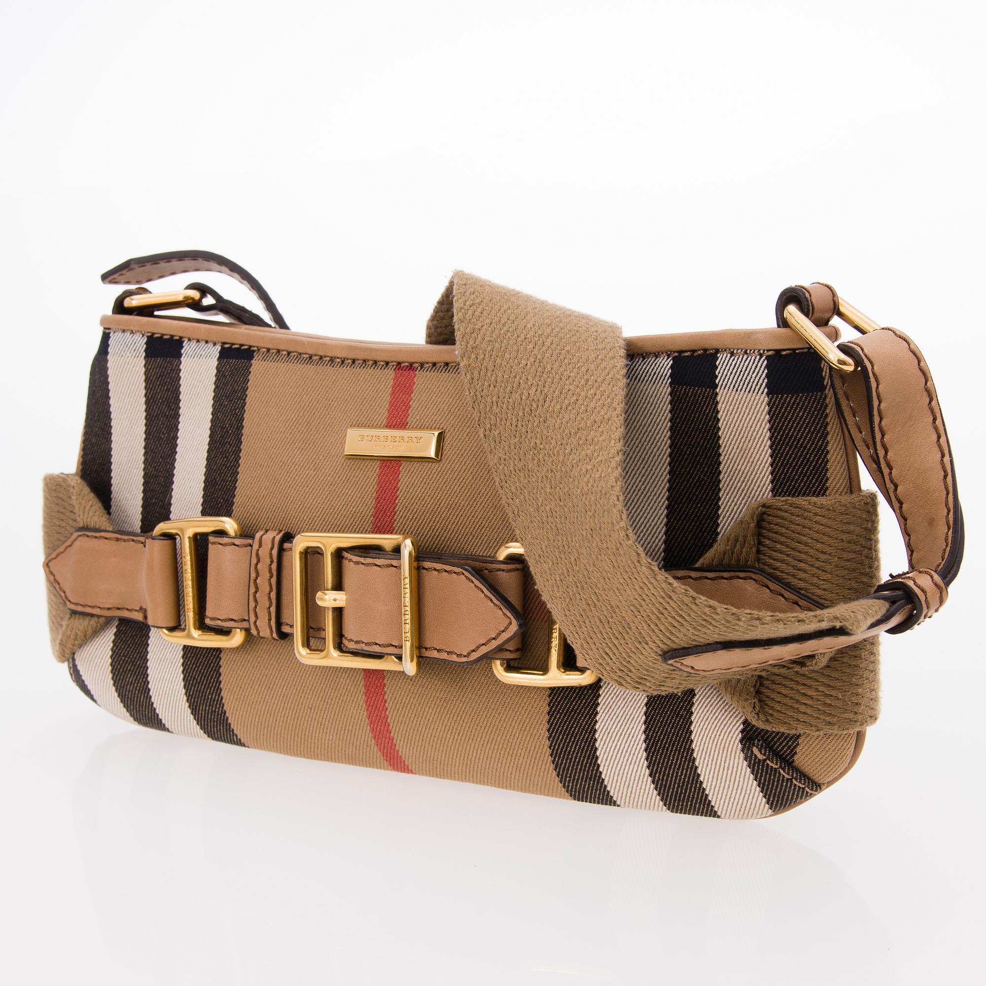 BURBERRY, AXELVÄSKA.