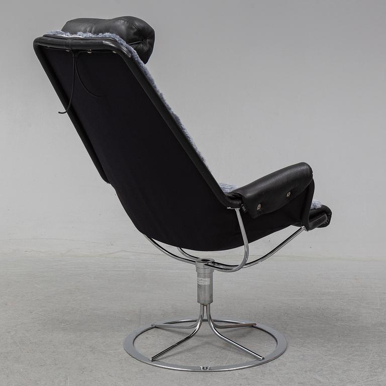 BRUNO MATHSSON, fåtölj, "Jetson", Dux, omkring 2010.