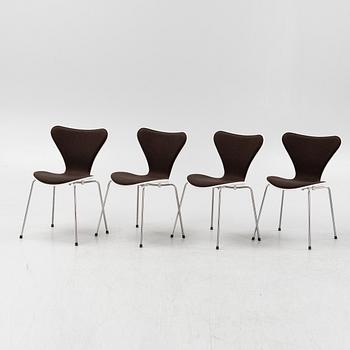 Arne Jacobsen, stolar 4 st, "Sjuan", Fritz Hansen, 2013.