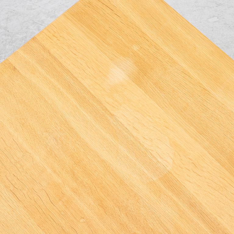 Børge Mogensen, Coffee table, model 5267, Fredericia Stolefabrik, second half of the 20th century.