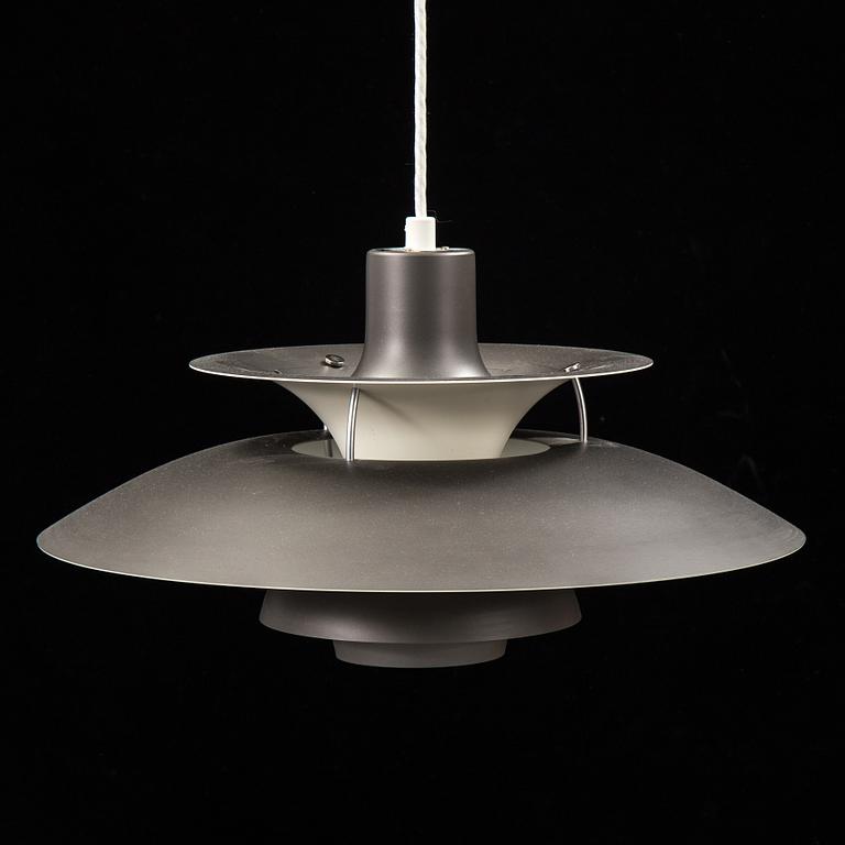 POUL HENNINGSEN, a "PH 5" lamp designed for Louis Poulsen & Co, Denmark, second half of the 20th century. Height ca 28 c.