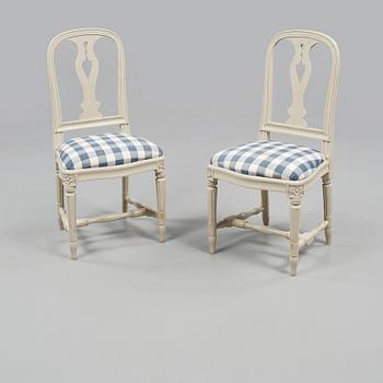 STOLAR, ett par, gustaviansk stil, "Hallunda", ur IKEAS:s 1700-talsserie, 1990-tal.