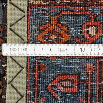 A carpet, semi-antique Hamadan, c. 199 x 128 cm.