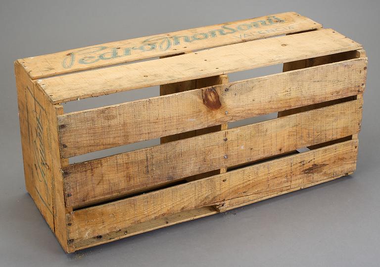 BACK, trä, "Pemon", omkring 1900-talets mitt.