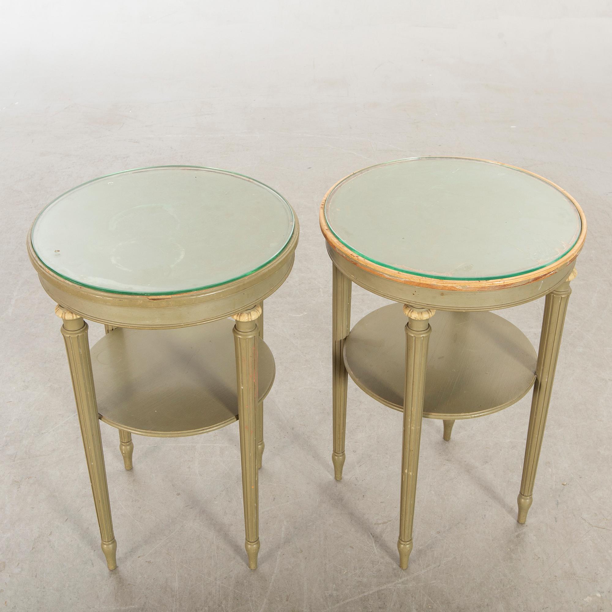 Lamp table, A pair, Gustavian style, first part of the 20th century. Lamps a couple.