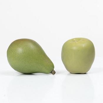 Ingrid Herrlin, apple and pear.