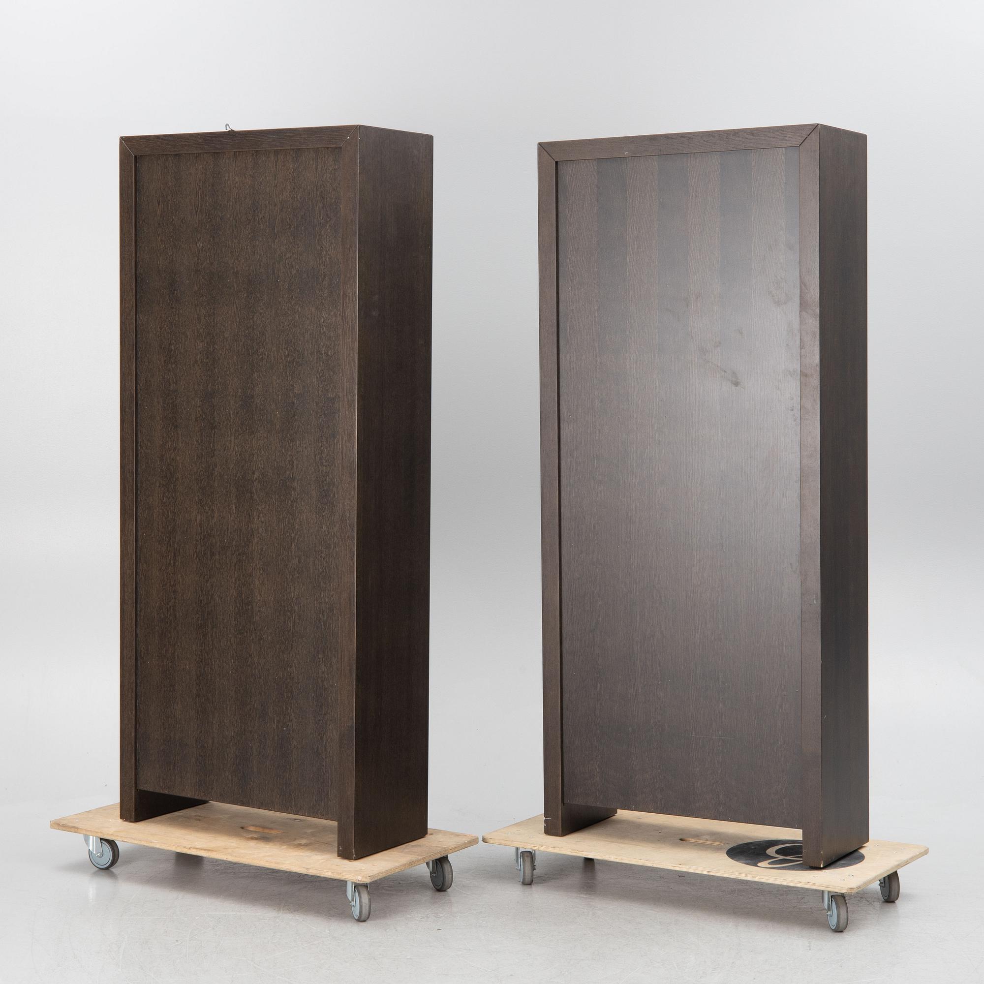 A pair of book cases, Slettvoll.