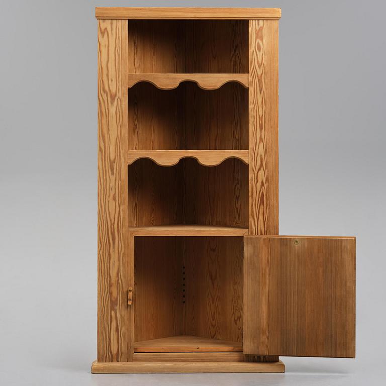 Axel Einar Hjorth, a stained pine "Sandhamn" corner cabinet, Nordiska Kompaniet, Sweden, 1931.