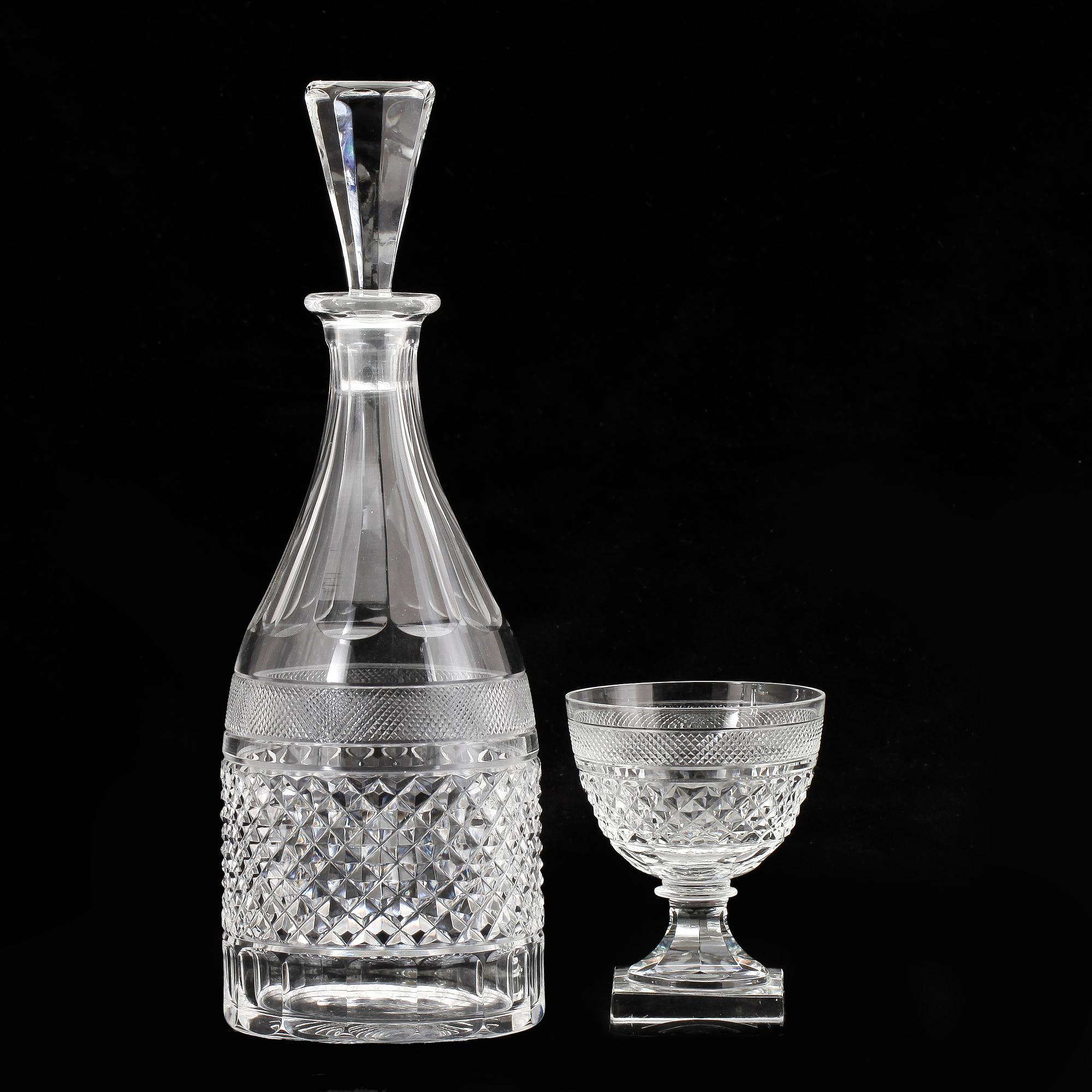 GLASSERVISDELAR, 9 st, "Kent", Elis Bergh, Kosta-Boda, omkring 1900-talets mitt.