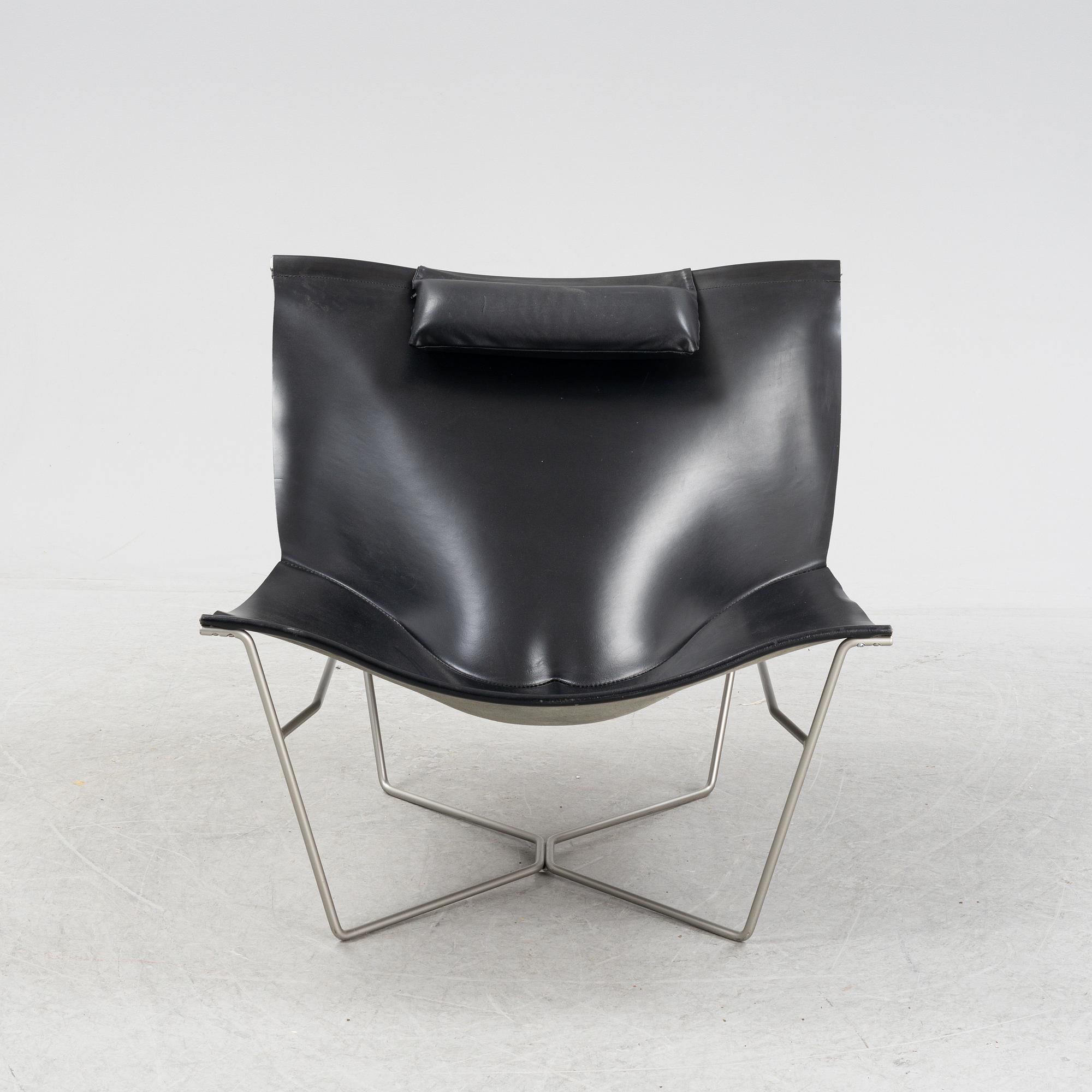 David Weeks, a 'Semana Chair No. 501' easy chair, Habitat.