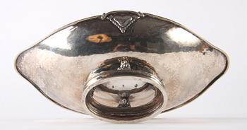 SKÅL PÅ FOT, silver, Köpenhamn 1918.