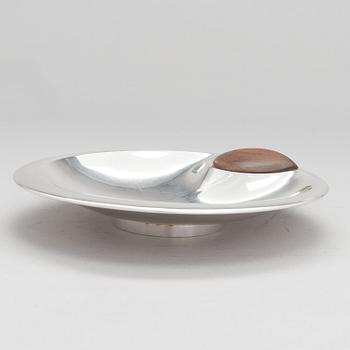 TAPIO WIRKKALA, A 'TW3' silver bowl with a teak handle for Kultakeskus Hämeenlinna 1978.