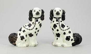 FIGURINER, ett par, flintgods, Staffordshire, England, 1800/1900-tal.