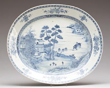 STEKFAT, porslin. Kina, Qianlong, 1700-tal.