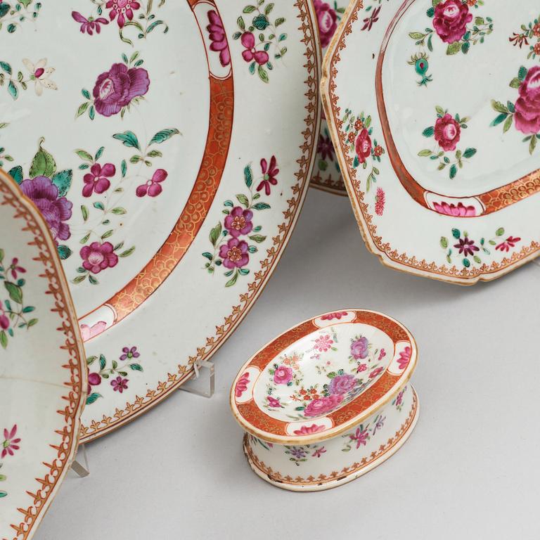 An extensive famille rose dinner service, Qing dynasty, Qianlong (1736-95). (110 pieces).