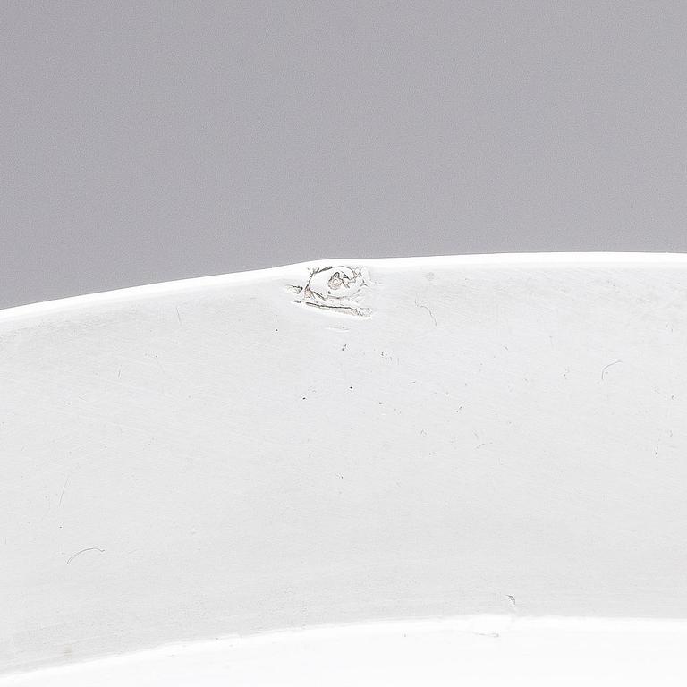 Twenty-one French silver dinner plates, marks of Maison Odiot, Paris, France, second half of the 19th century.