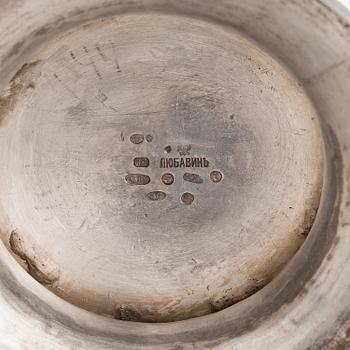 TEKANNA, silver, Ljubavin med hovleverantörsmärke, Ryssland 1900-talets början, svenska kontrollstämplar.