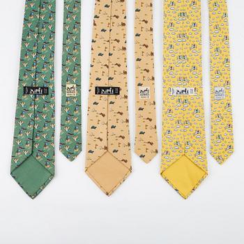 Hermès, three silk ties.