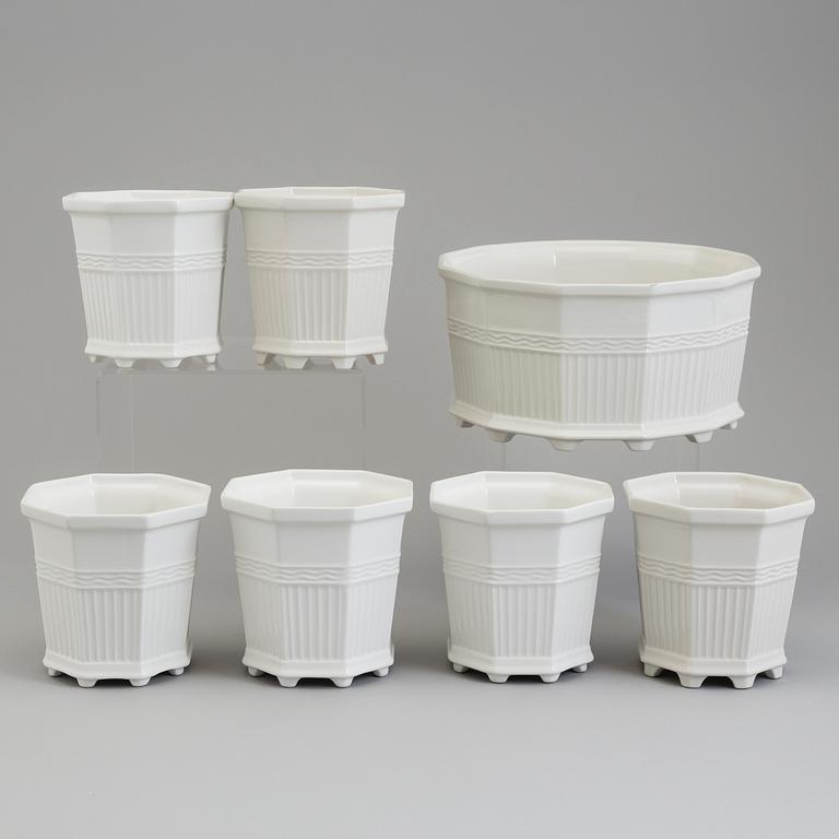 PRINS EUGEN, seven porcelain 'Waldemarsudde' flower pots, Gustavsberg.