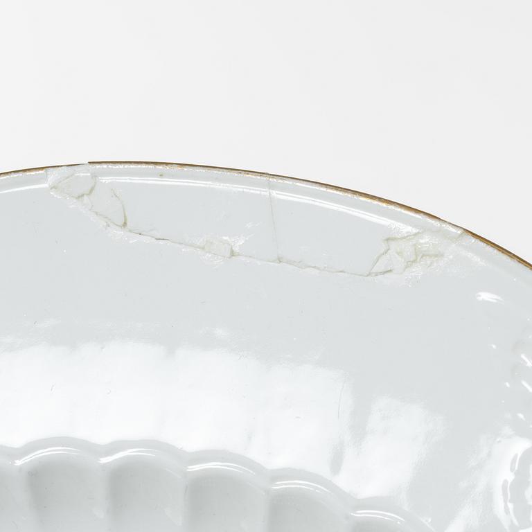 Alf Wallander, a 69 pieces dinner service, porcelain, "Fjäril", Rörstrand, early 20th century.