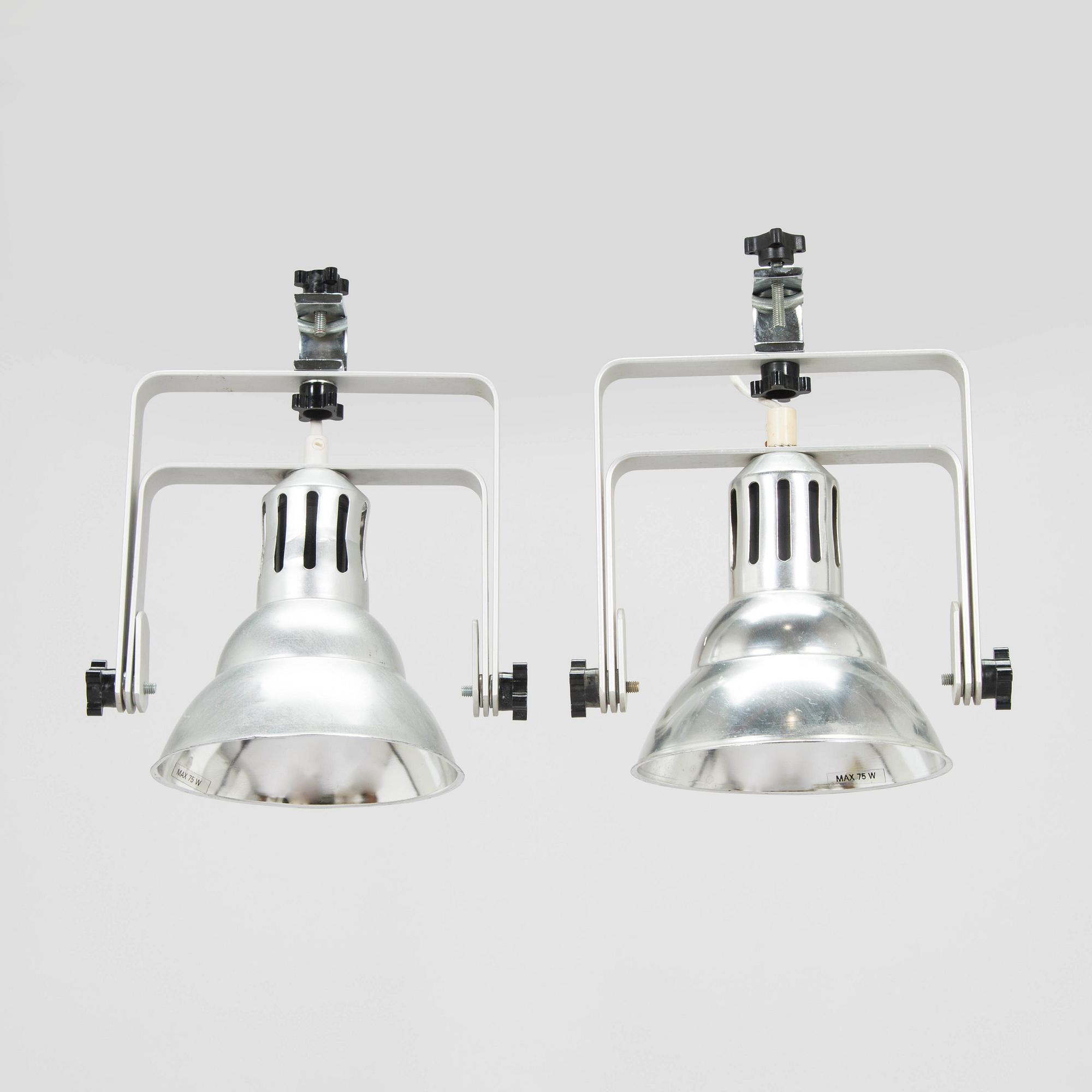 Yrjö Kukkapuro, spottivalaisimia, 2 kpl, malli 100, Haimi Oy 1970.