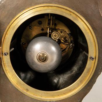 Table pendulum Louis XV style, early 20th century.